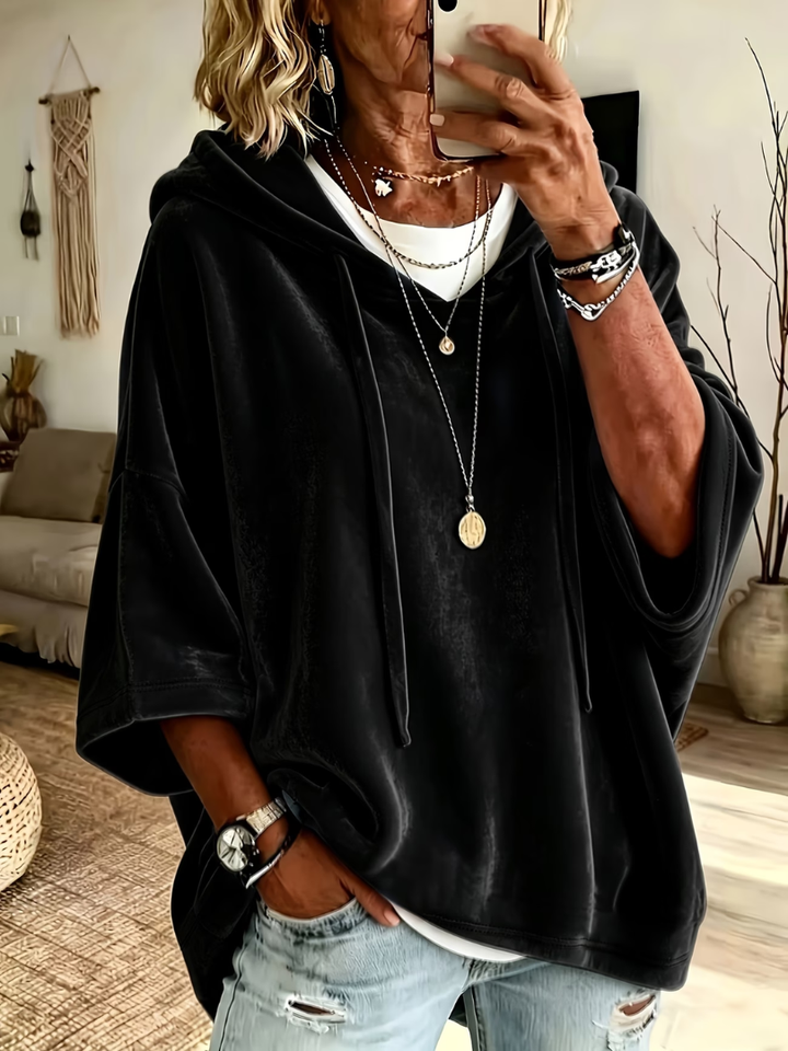 Jill – Luxe Oversized Velvet-Look Hoodie