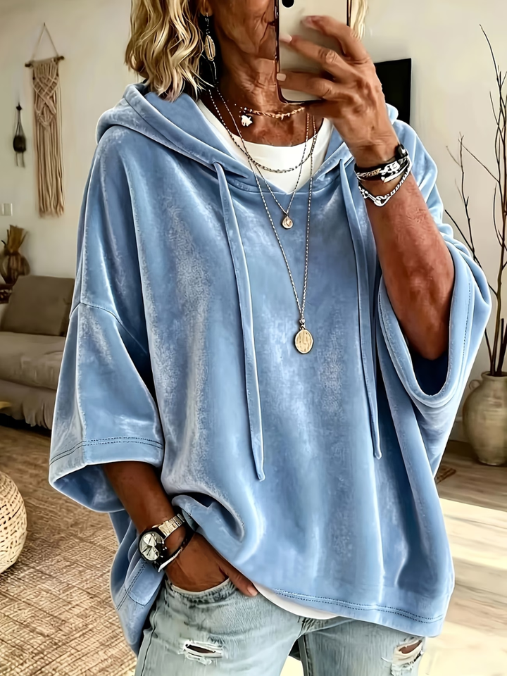 Jill – Luxe Oversized Velvet-Look Hoodie