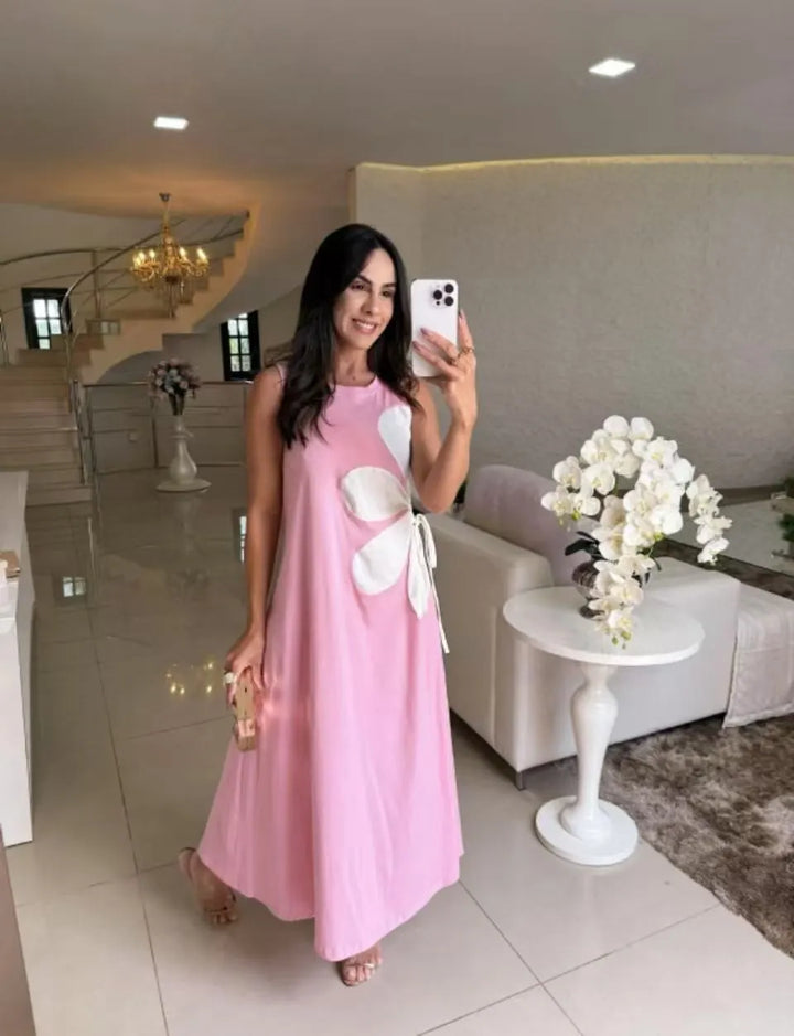Eirwen – Floral Appliqué Sleeveless Maxi Dress