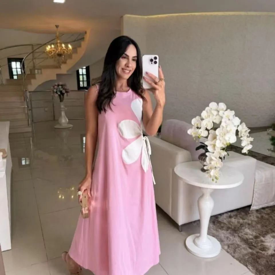 Eirwen – Floral Appliqué Sleeveless Maxi Dress