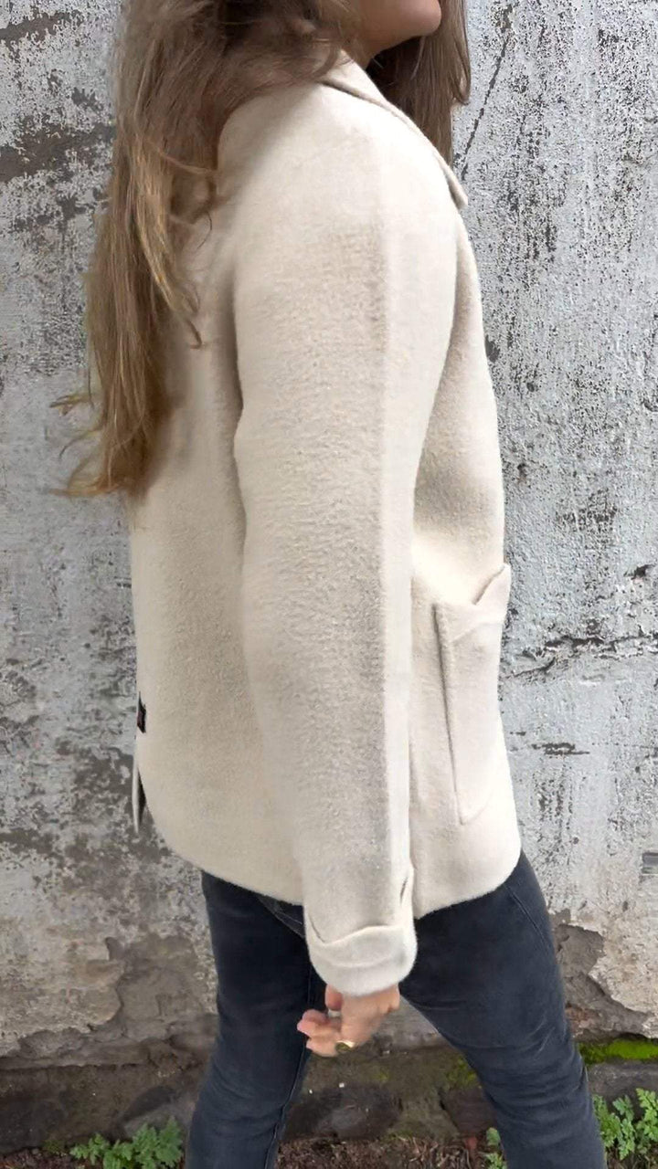 Josephine – Cosy Zip-Up Wool-Look Jacket